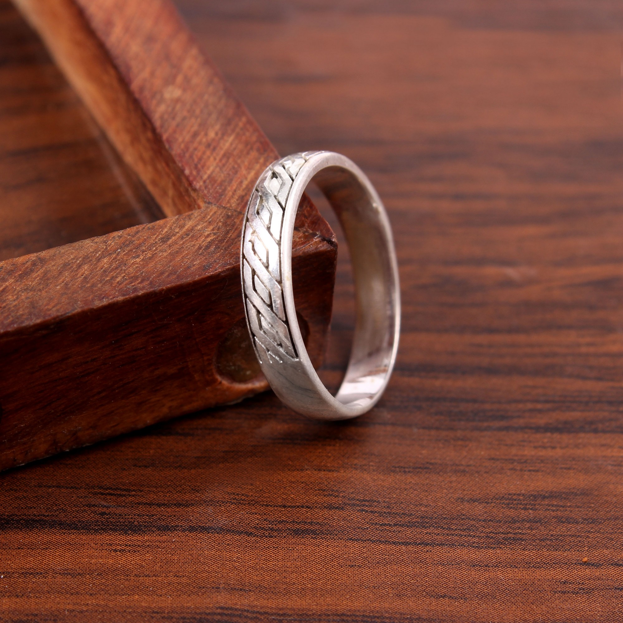 Geometric Patterned 925 Sterling Silver Band Ring