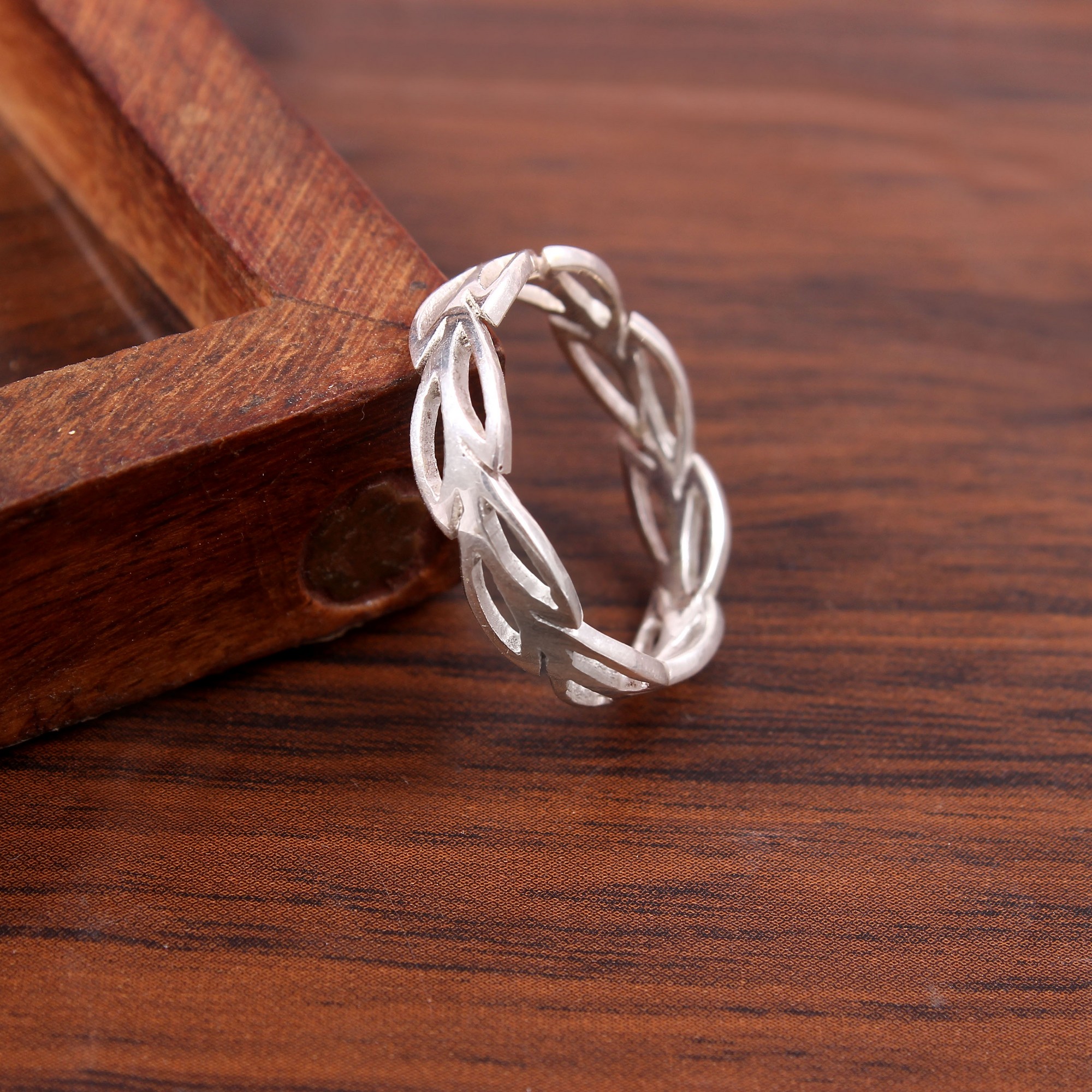 925 Sterling Silver Classy Band Ring
