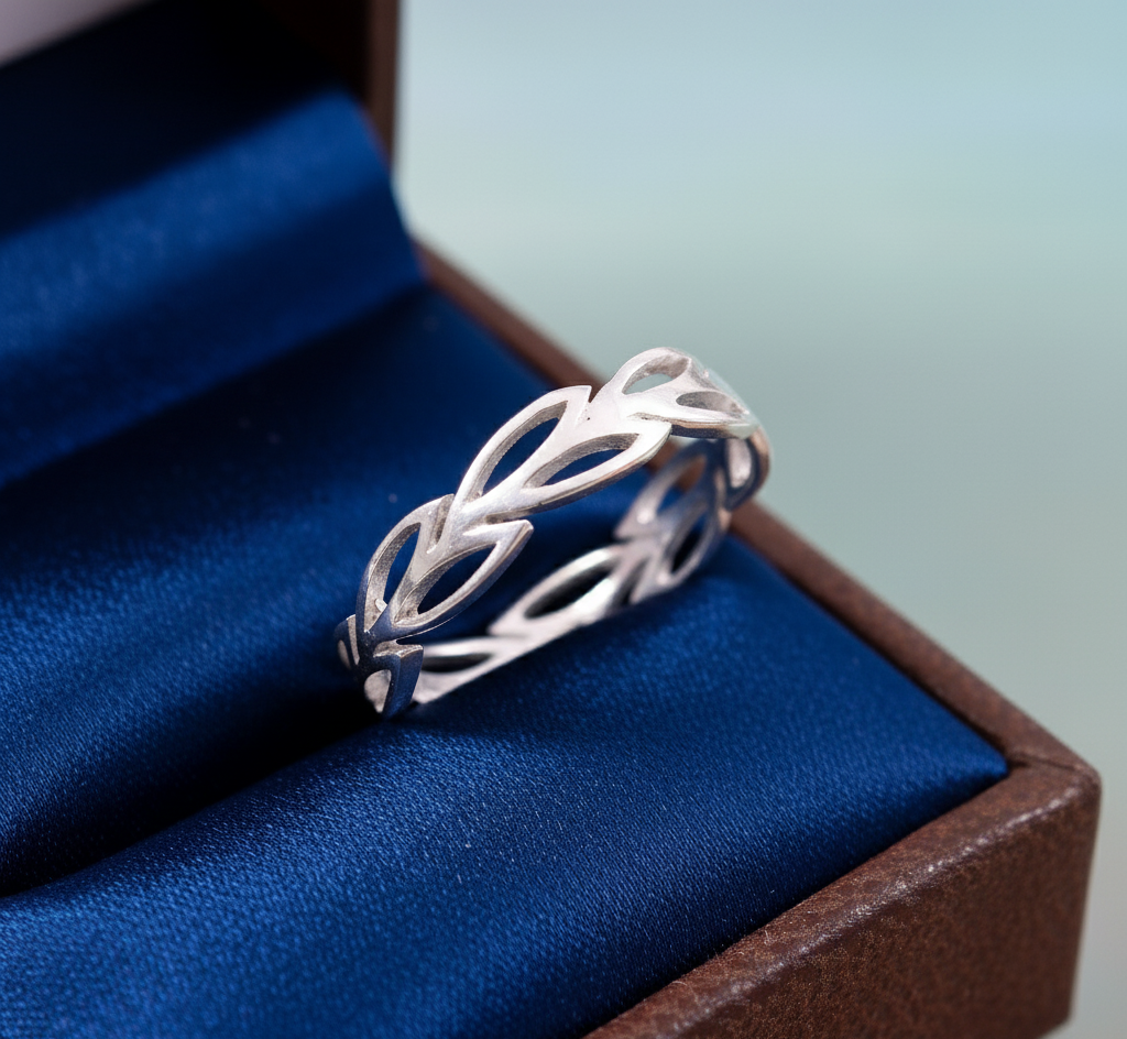 925 Sterling Silver Classy Band Ring