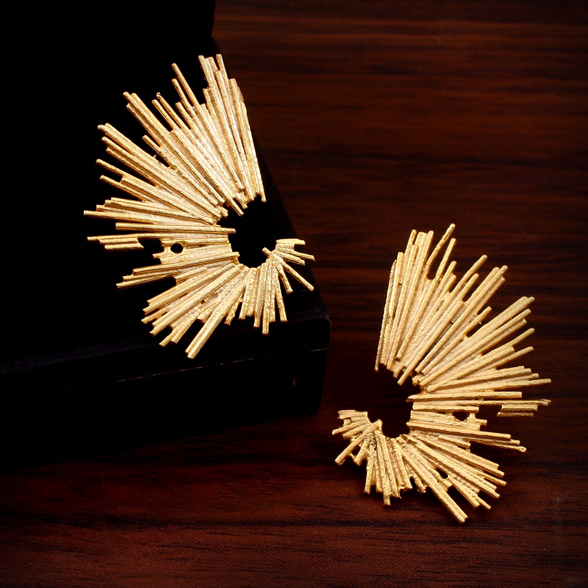 Gold Plated Textured Structured Stud Earrings In 925 Sterling Silver