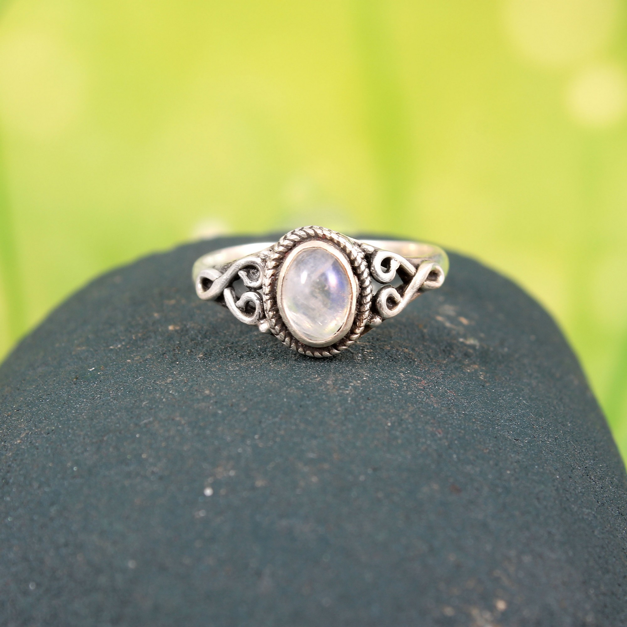 Handmade Rainbow Moonstone 925 Sterling Silver Ring