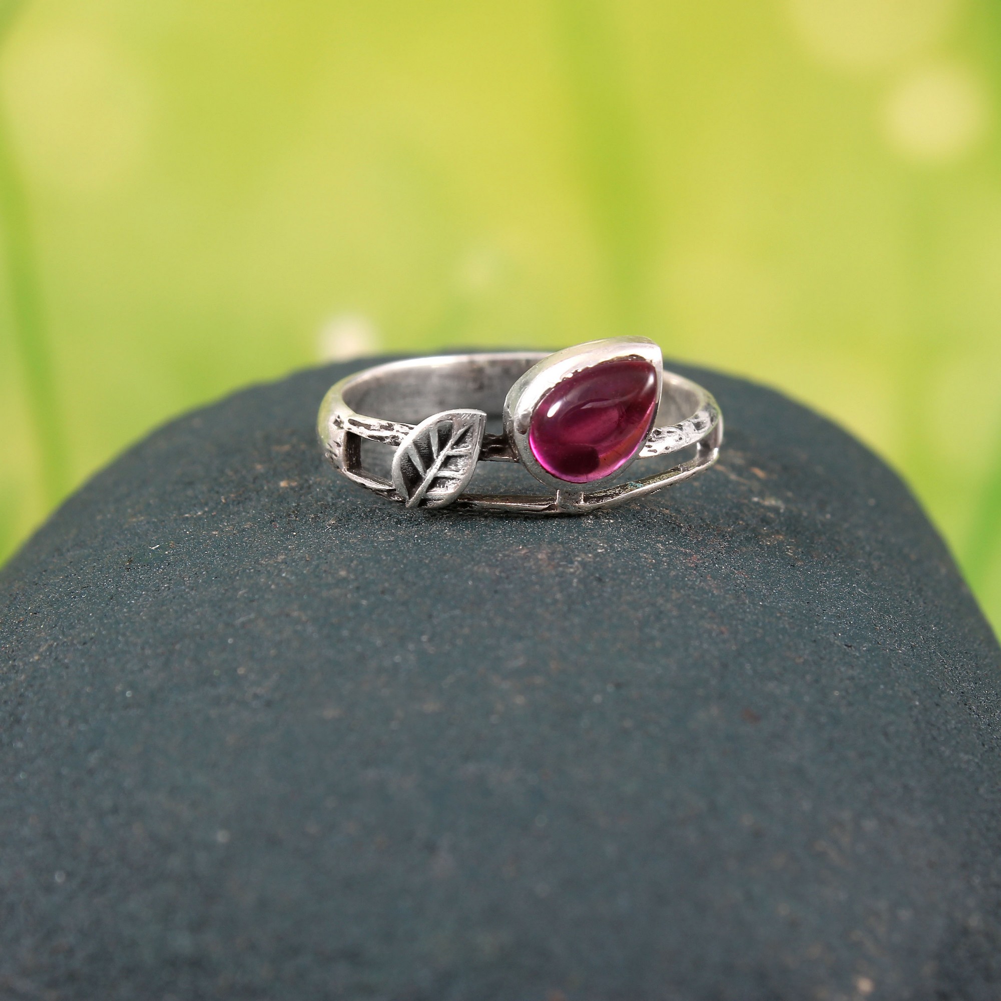 925 Sterling Silver Garnet Ring Oxidized