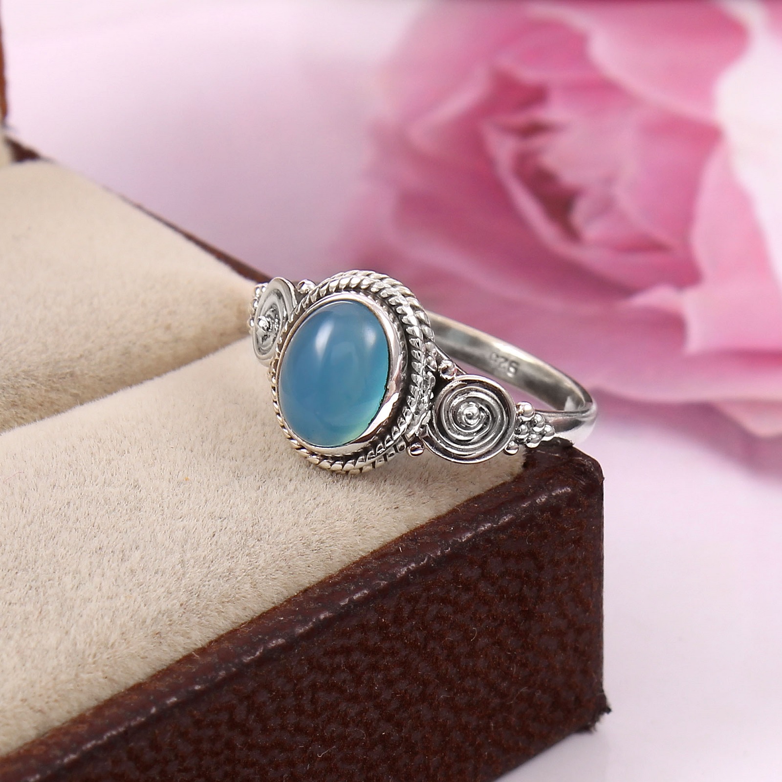 925 Sterling Silver Oval Blue Chalcedony Ring Oxidized