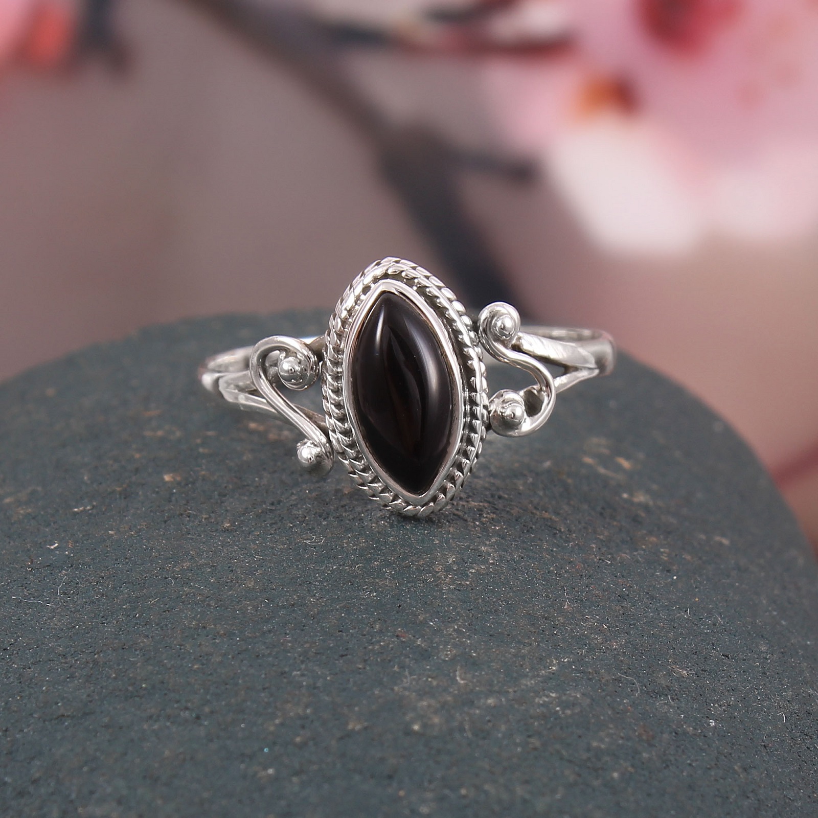 925 Sterling Silver Black Onyx Gemstone Ring