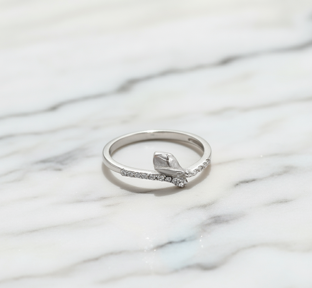 925 Sterling Silver Tulip Ring With White CZ