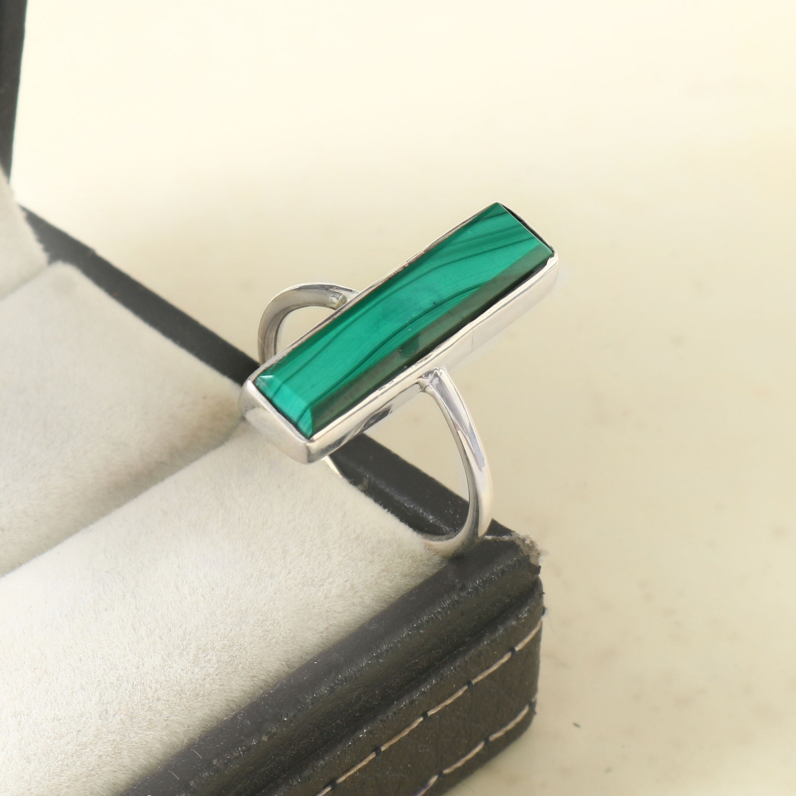 925 Sterling Silver Women Bar Shape Malachite Stone Ring