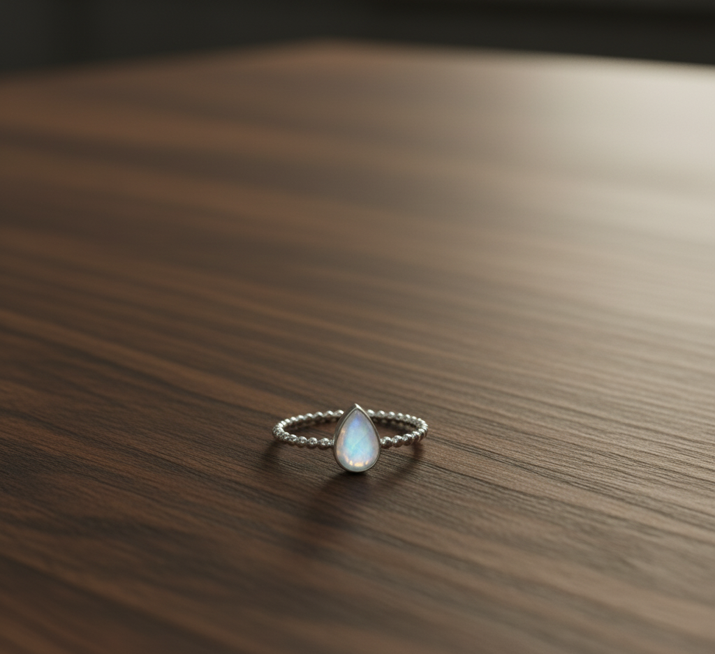 Handmade 925 Sterling Silver Bezel Setting Rainbow Moonstone Ring