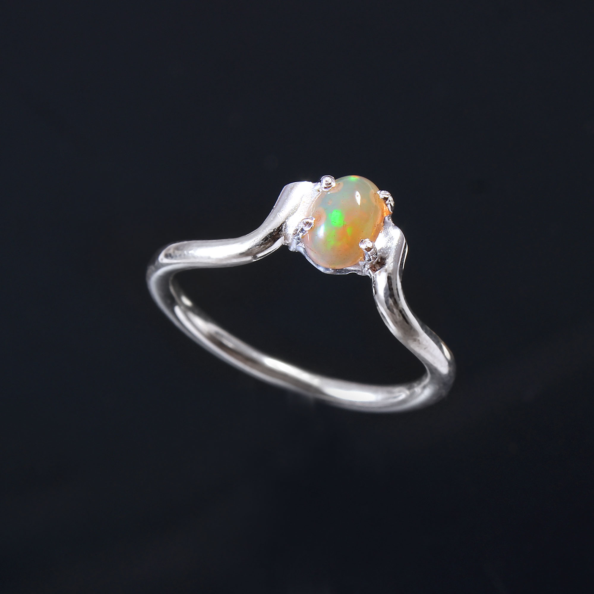 Handmade 925 Sterling Silver Fire Opal Gemstone Women's Ring